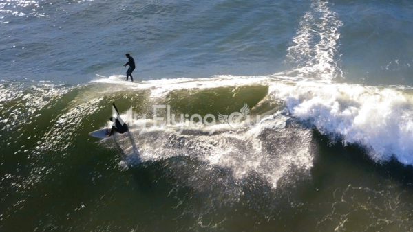 Big Wave Surfing pic 4
